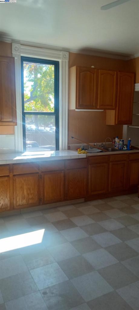 WEST END - Residential