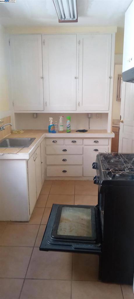 WEST END - Residential