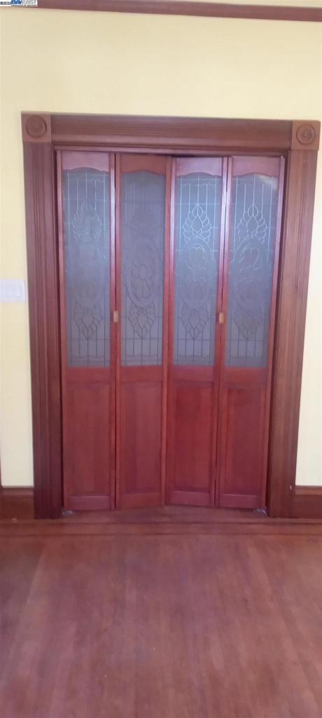 WEST END - Residential