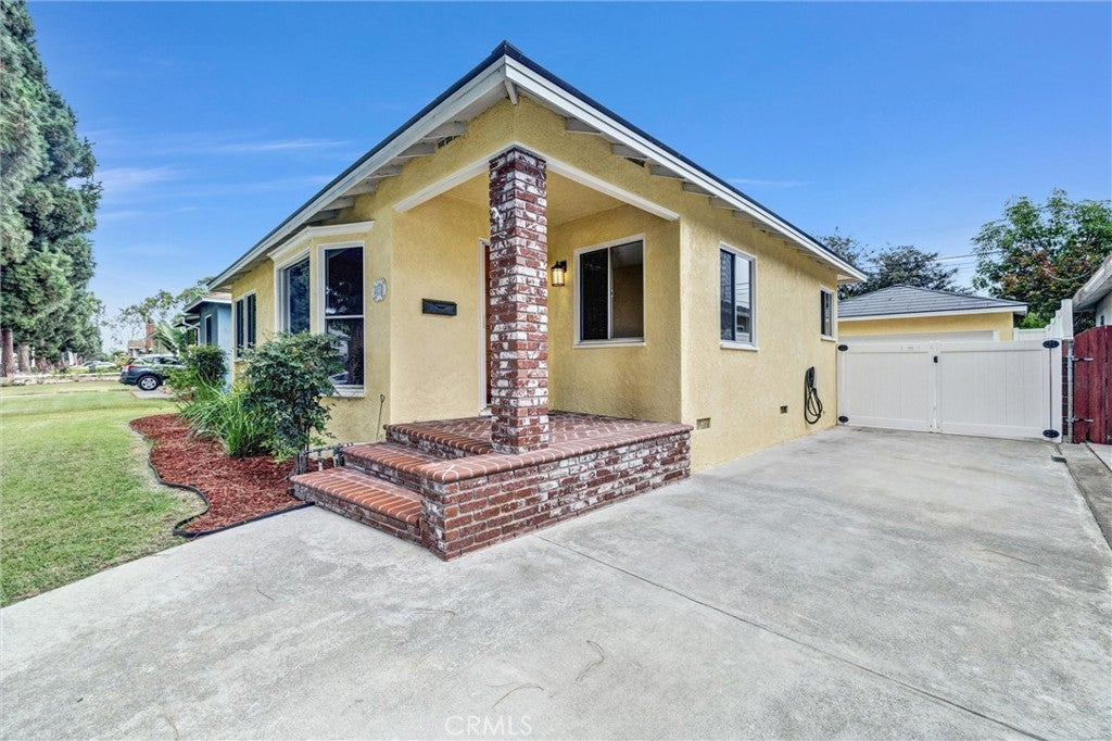 4818 Premiere Avenue