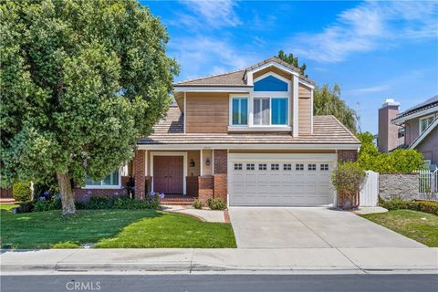 Photo of 28761 Hedgerow, Mission Viejo, CA 92692 (MLS # OC26119884)