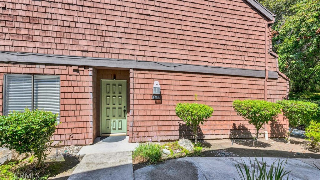 2791 Pine Creek Circle