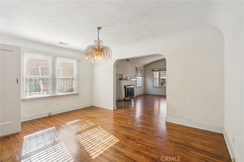6608 Arlington