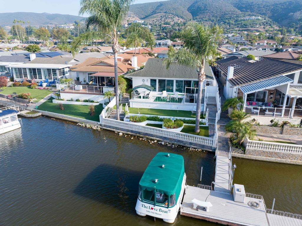 1462 La Loma Drive