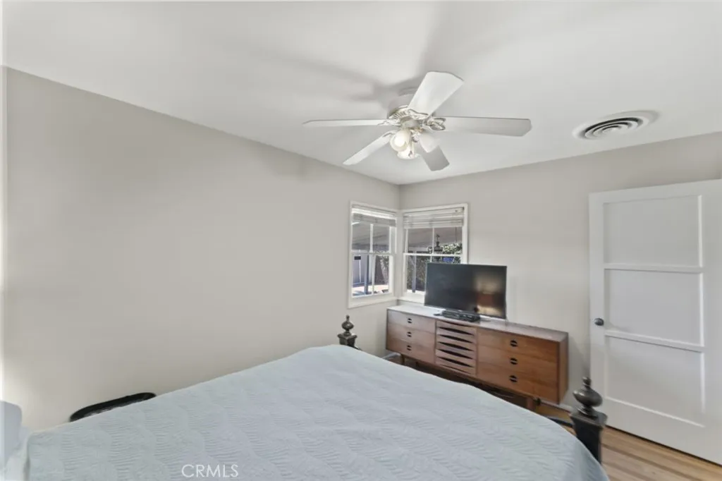 Woodland Hills, California 91367, United States, 3 Bedrooms Bedrooms, ,1 BathroomBathrooms,Residential,Active,219462