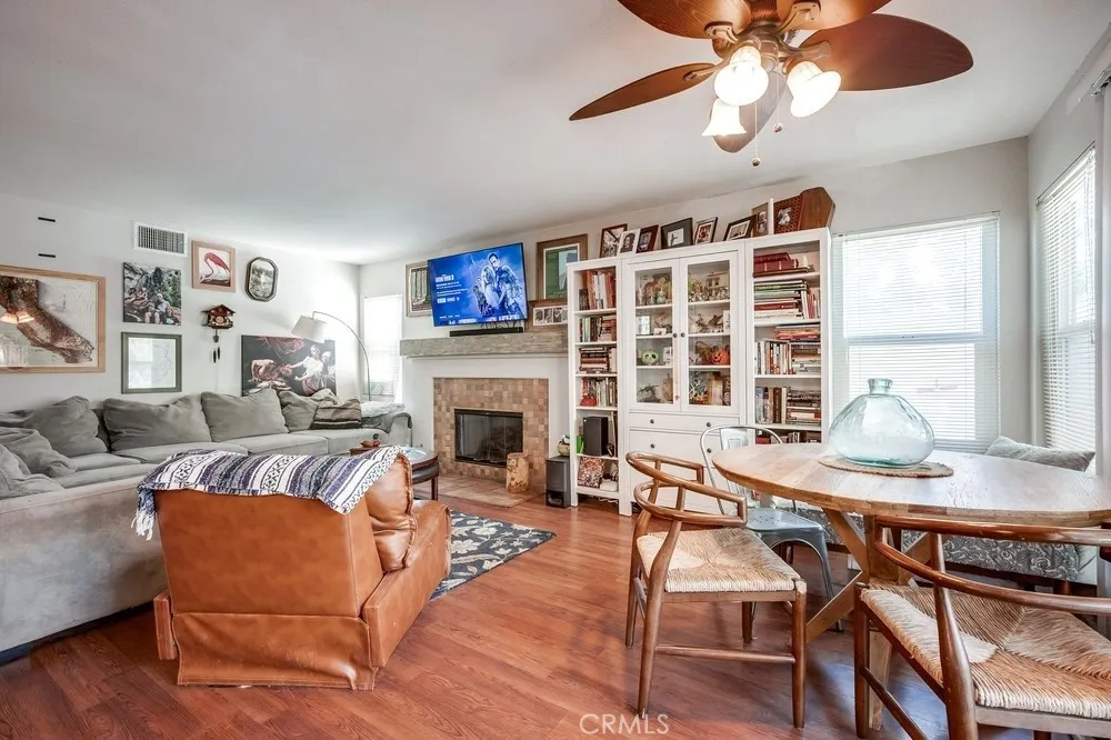 Murrieta, California 92562, United States, 4 Bedrooms Bedrooms, ,3 BathroomsBathrooms,Residential,Active,189880