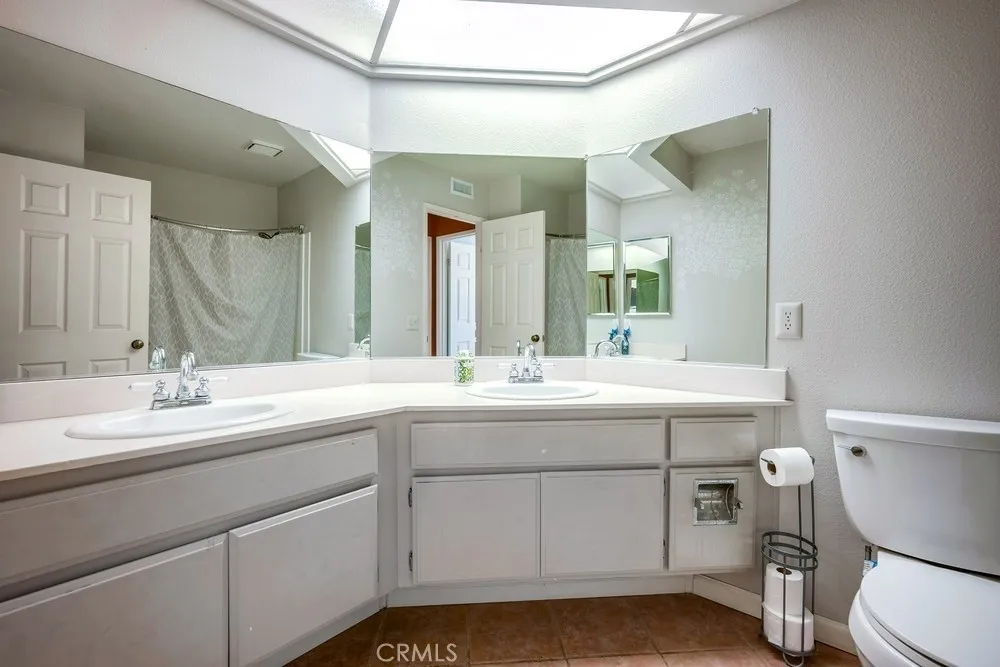 Murrieta, California 92562, United States, 4 Bedrooms Bedrooms, ,3 BathroomsBathrooms,Residential,Active,189880