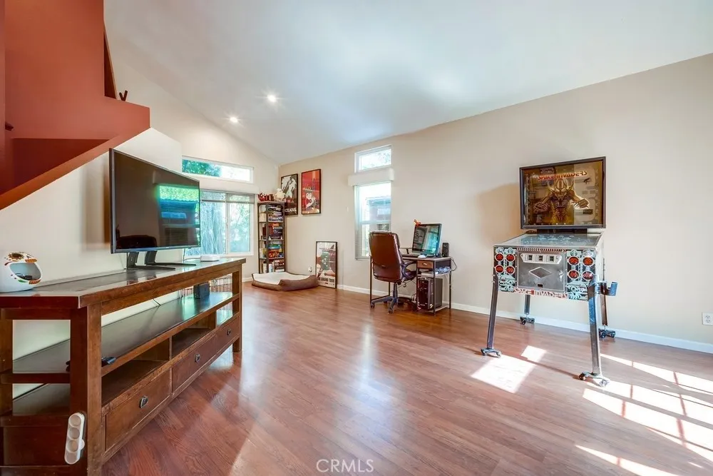 Murrieta, California 92562, United States, 4 Bedrooms Bedrooms, ,3 BathroomsBathrooms,Residential,Active,189880