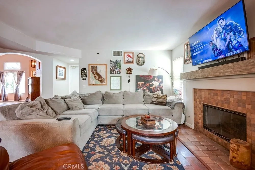 Murrieta, California 92562, United States, 4 Bedrooms Bedrooms, ,3 BathroomsBathrooms,Residential,Active,189880