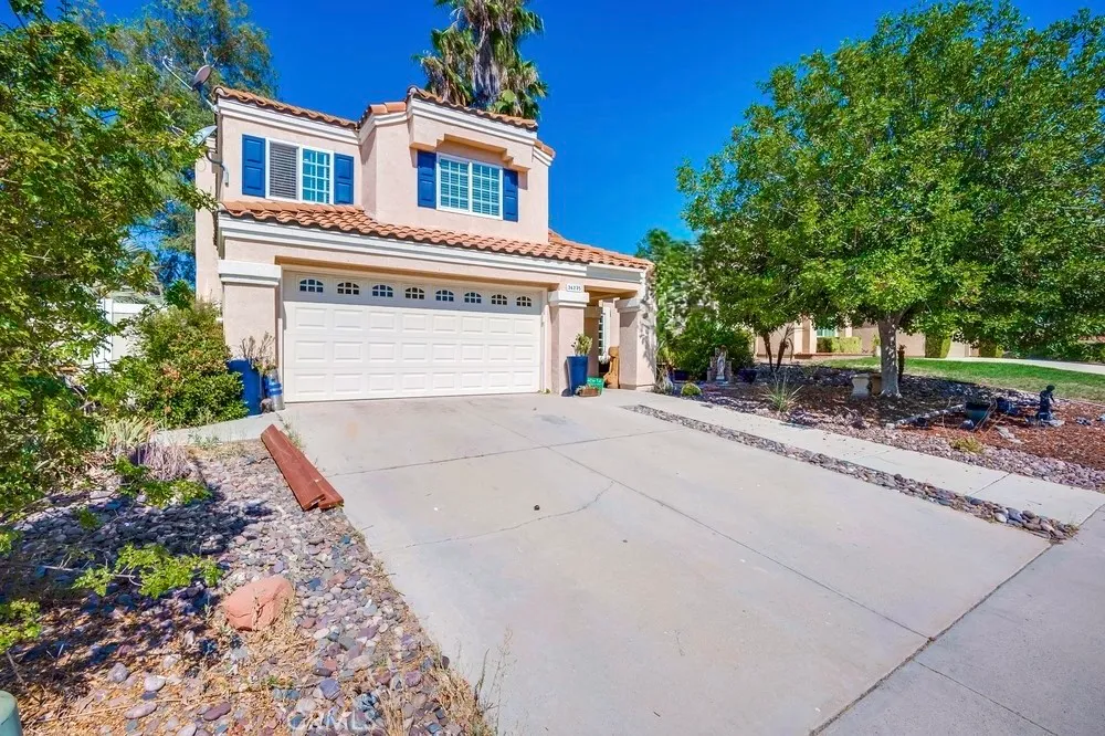 Murrieta, California 92562, United States, 4 Bedrooms Bedrooms, ,3 BathroomsBathrooms,Residential,Active,189880