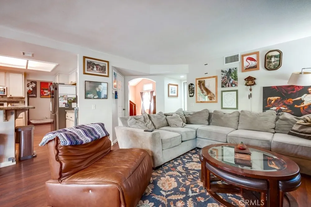 Murrieta, California 92562, United States, 4 Bedrooms Bedrooms, ,3 BathroomsBathrooms,Residential,Active,189880