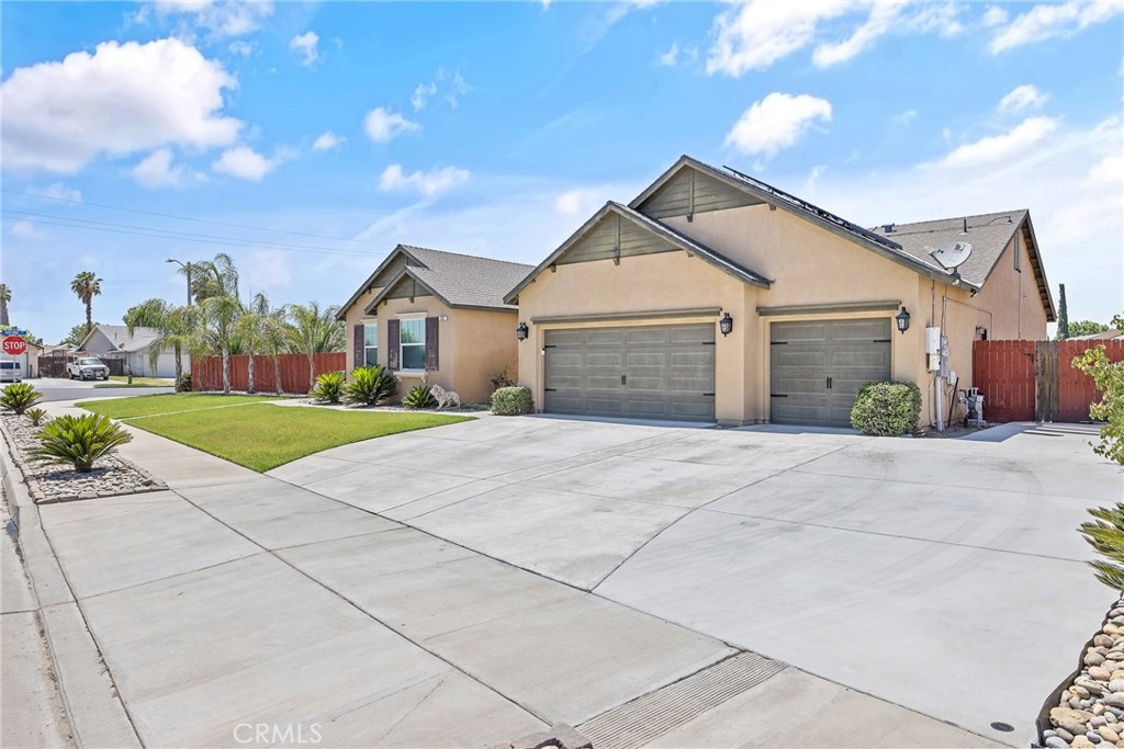 863 Legacy Drive