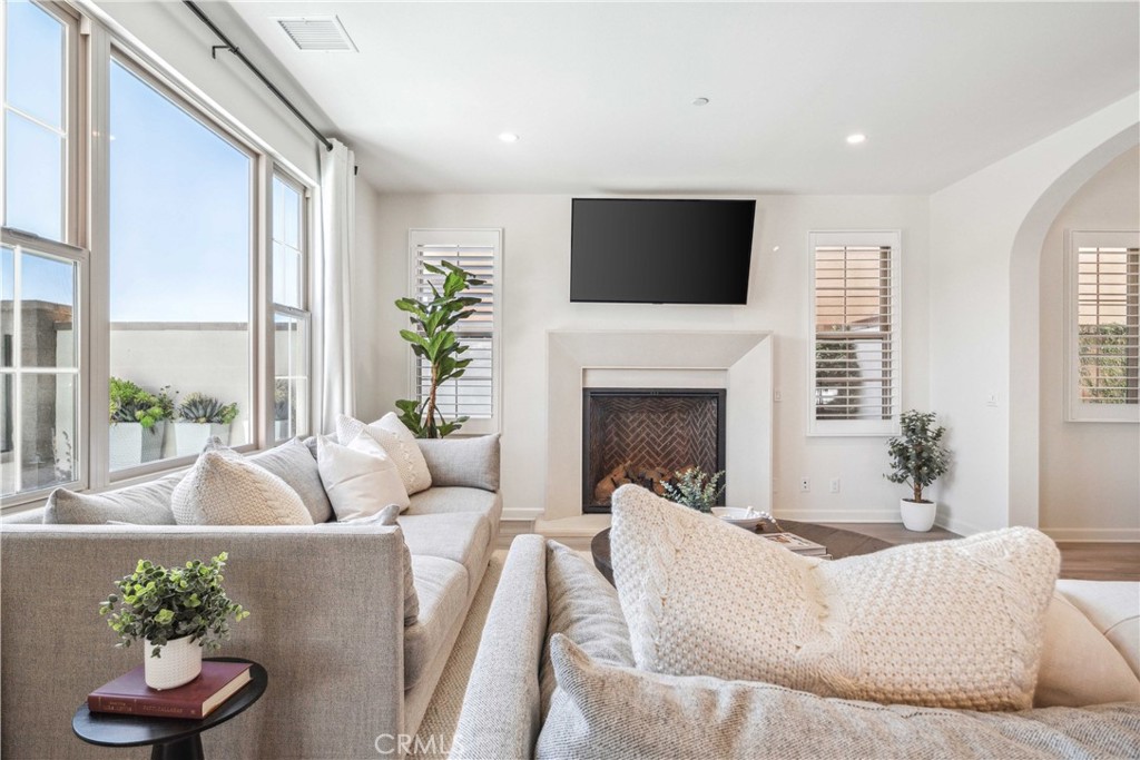 208 Canterbury