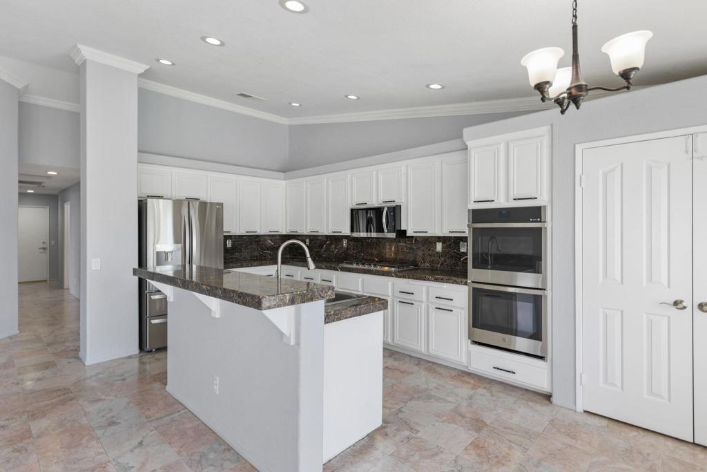 Lake La Quinta - Residential Lease