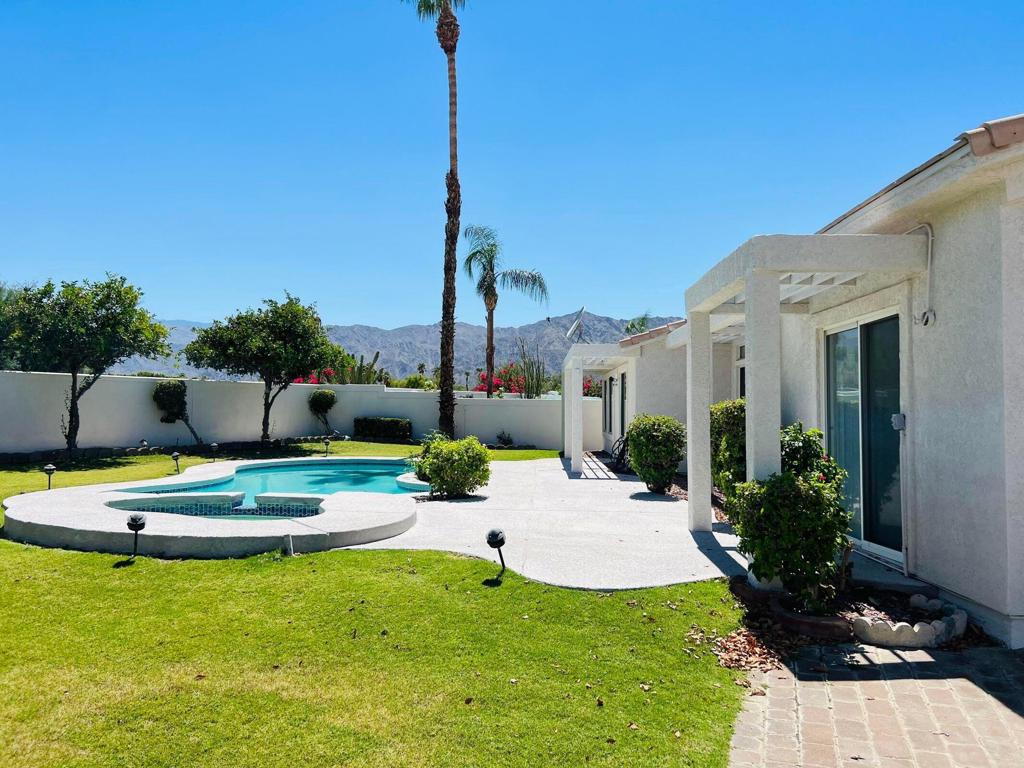 Lake La Quinta - Residential Lease