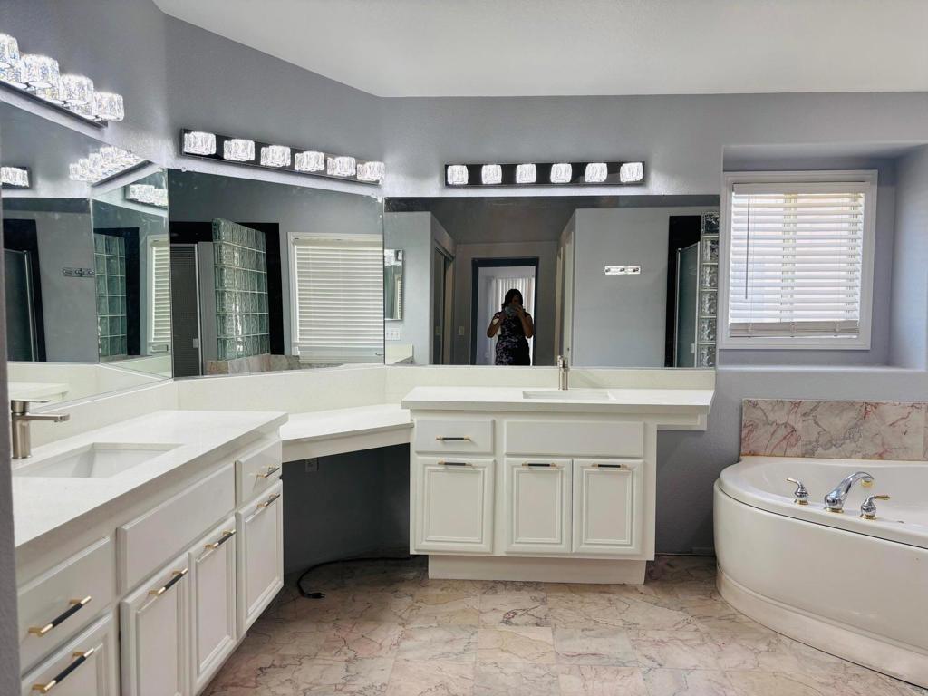 Lake La Quinta - Residential Lease