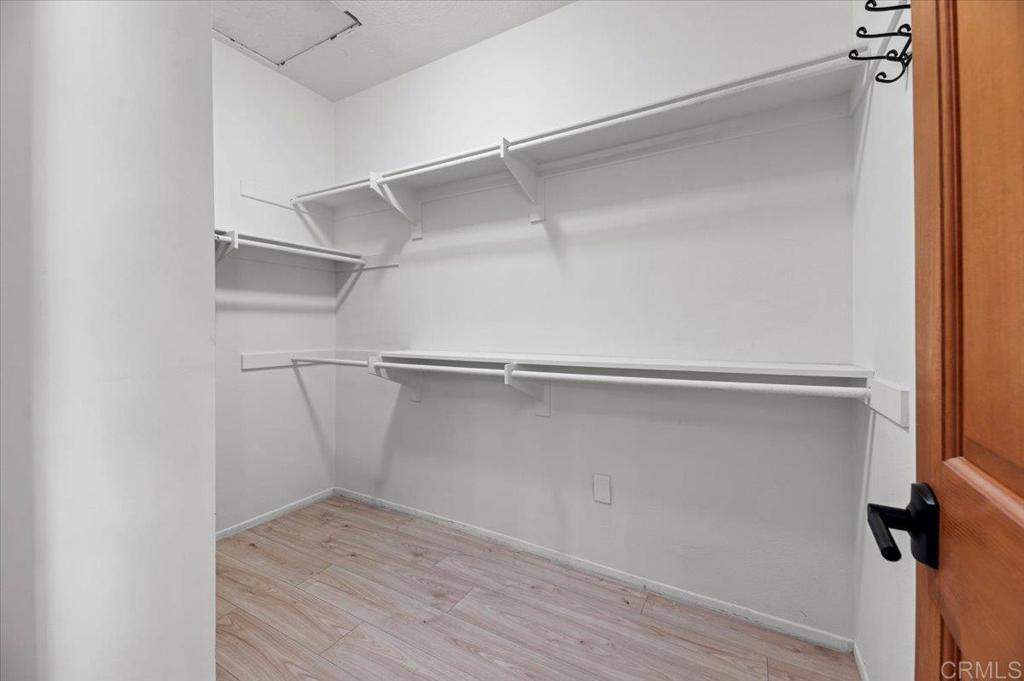 Applause (APP) - Residential