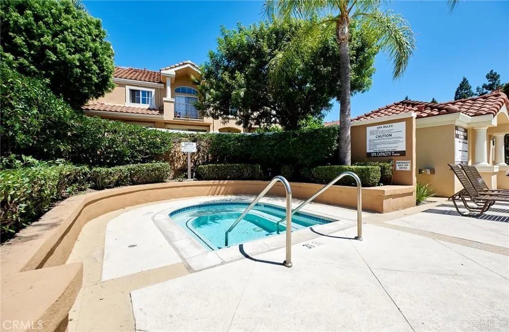 Applause (APP) - Residential