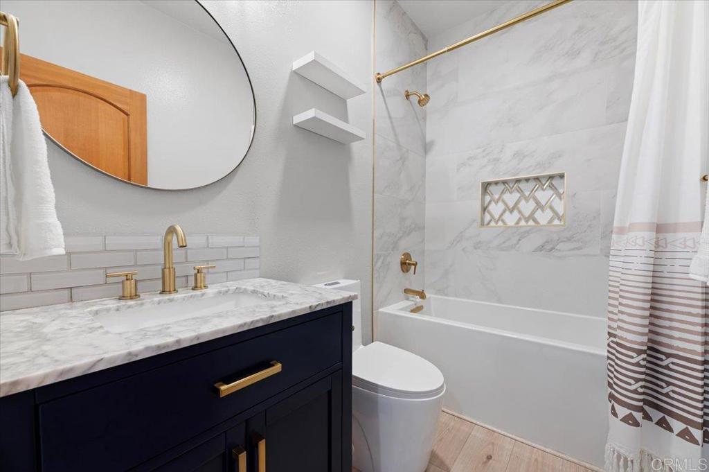 Applause (APP) - Residential