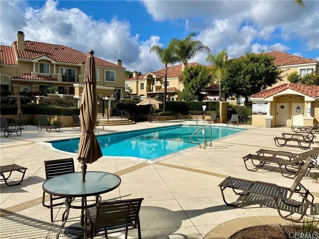 Applause (APP) - Residential