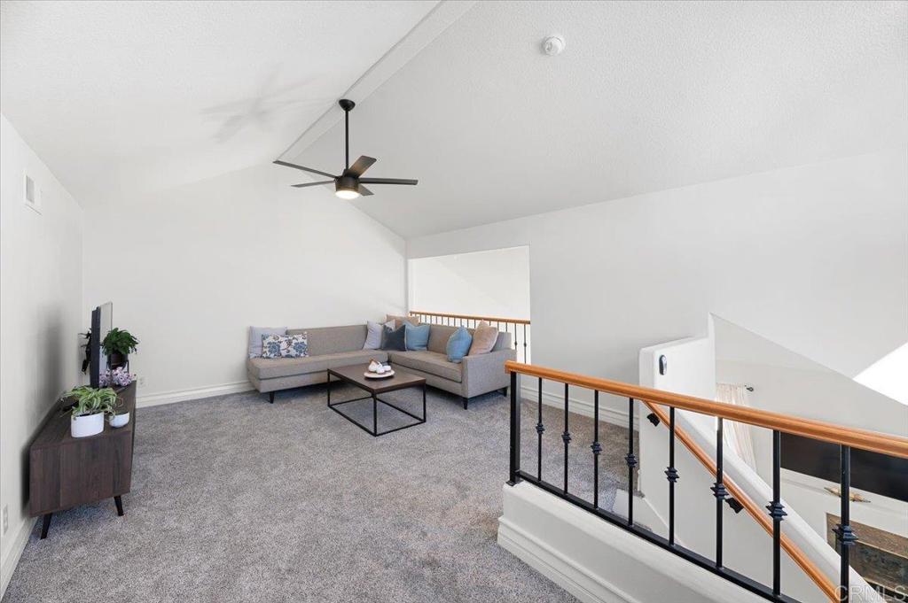 Applause (APP) - Residential