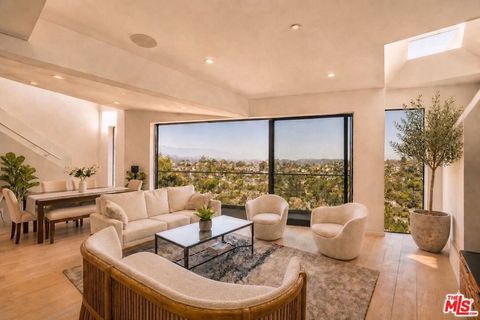 Photo of 2224 Ronda Vista Drive, Los Angeles, CA 90027 (MLS # 26828551)