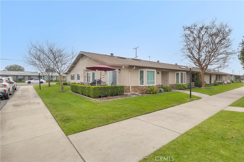 1671 Interlachen 285L