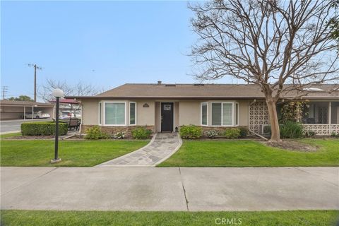 1671 Interlachen 285L Seal Beach CA 90740
