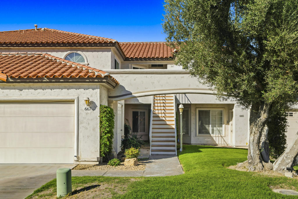 Desert Falls C.C. - Residential