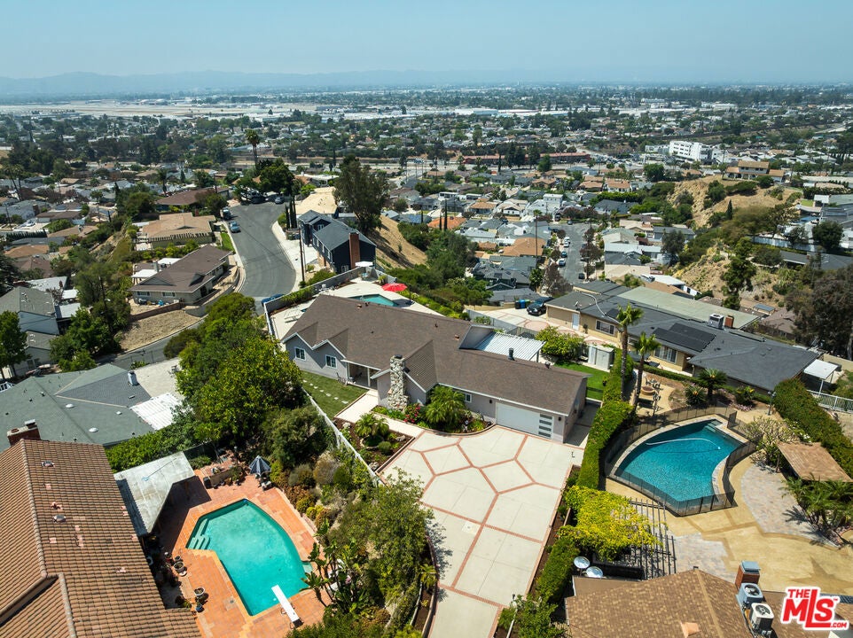 8471 Vine Valley Drive