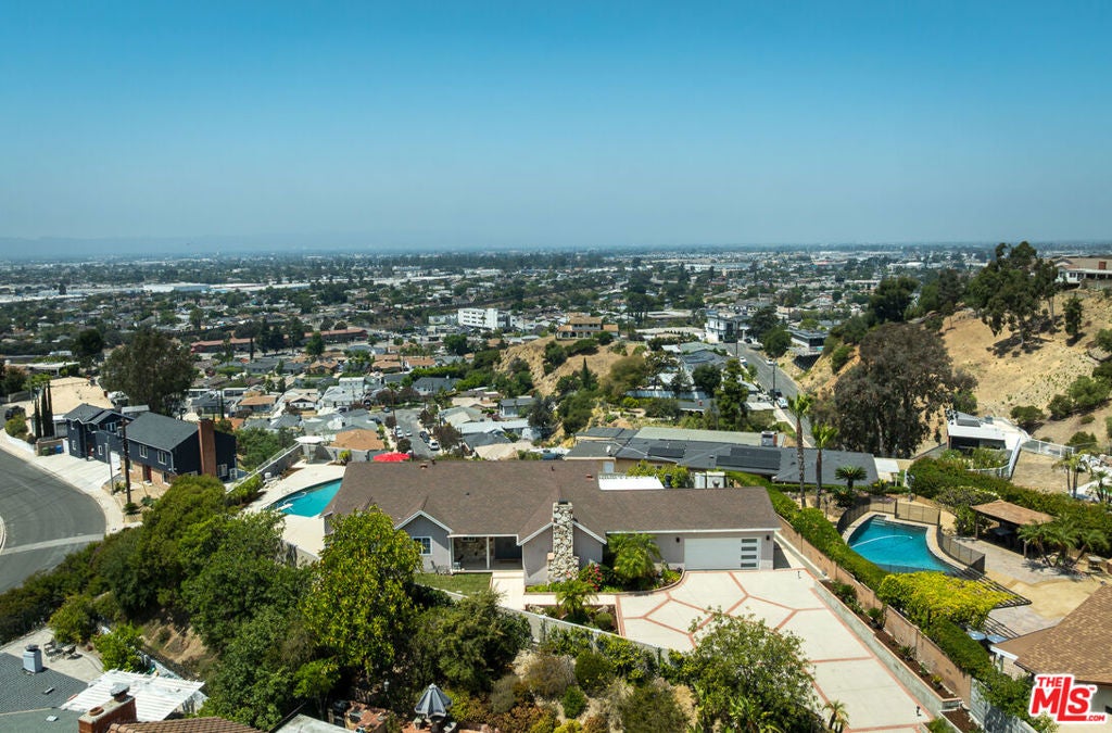 8471 Vine Valley Drive