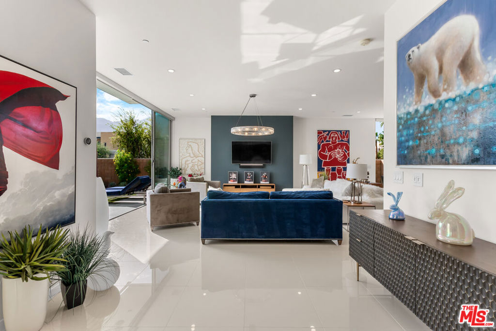 Escena - Residential