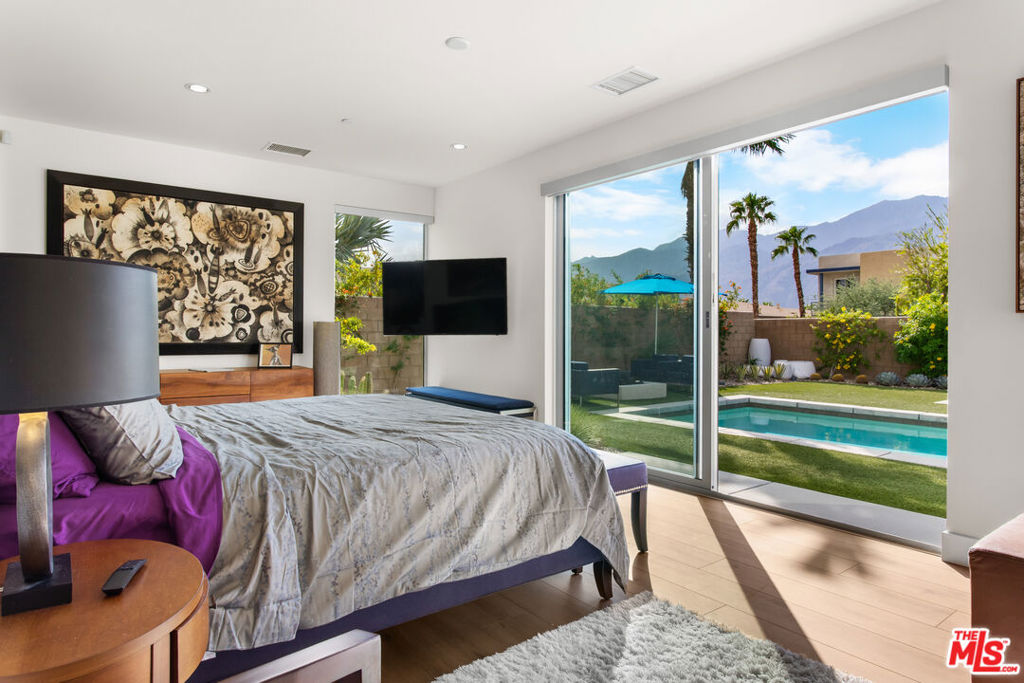 Escena - Residential