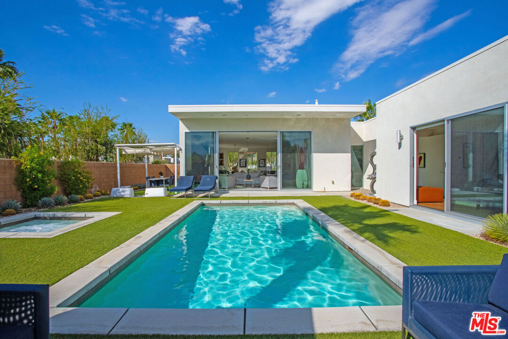 Escena - Residential