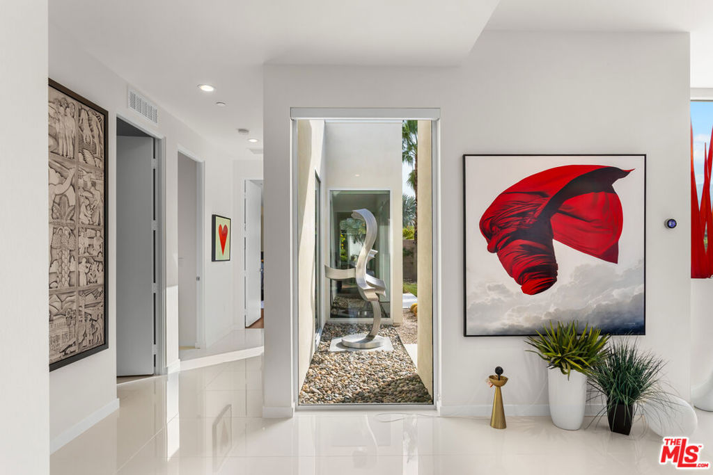 Escena - Residential