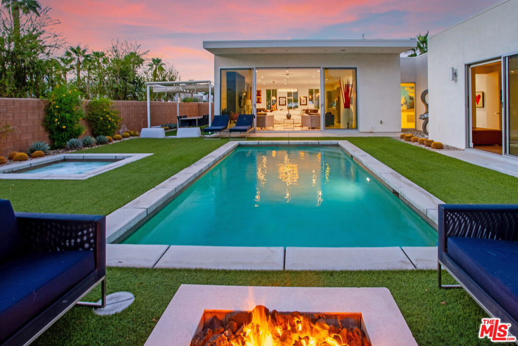 Escena - Residential