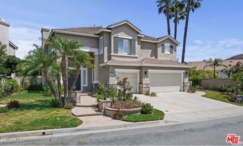 Photo of 335 Kitetail Street, Simi Valley, CA 93065 (MLS # 26656453)