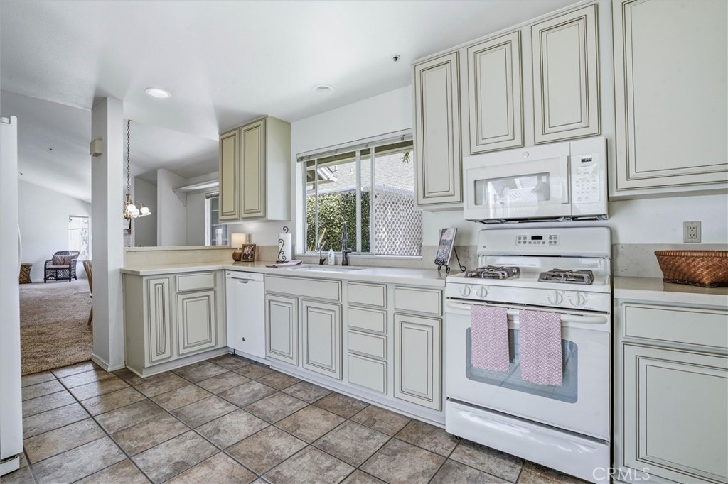 989 Bluebell Way