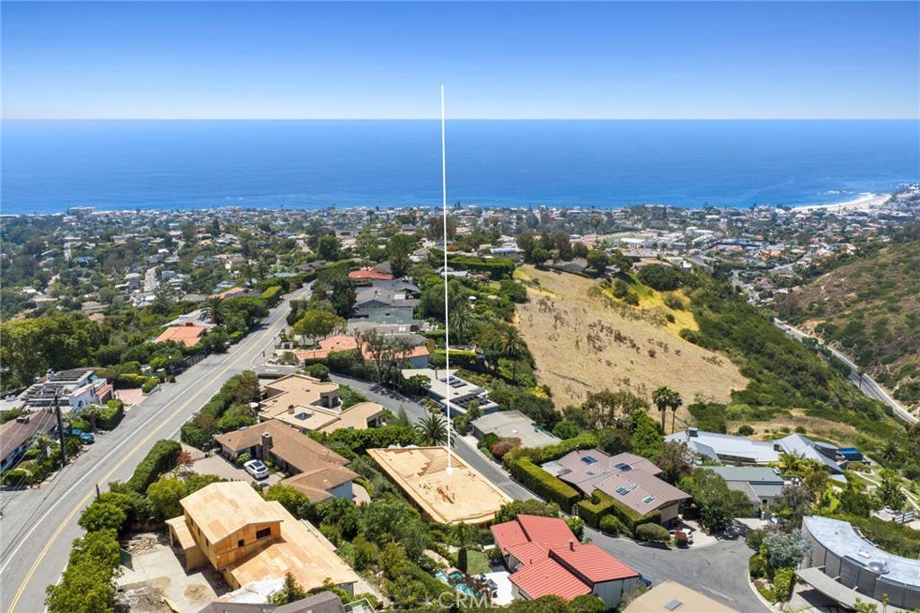 Photo of 1955 San Remo Drive, Laguna Beach, CA 92651 (MLS # LG26098920)