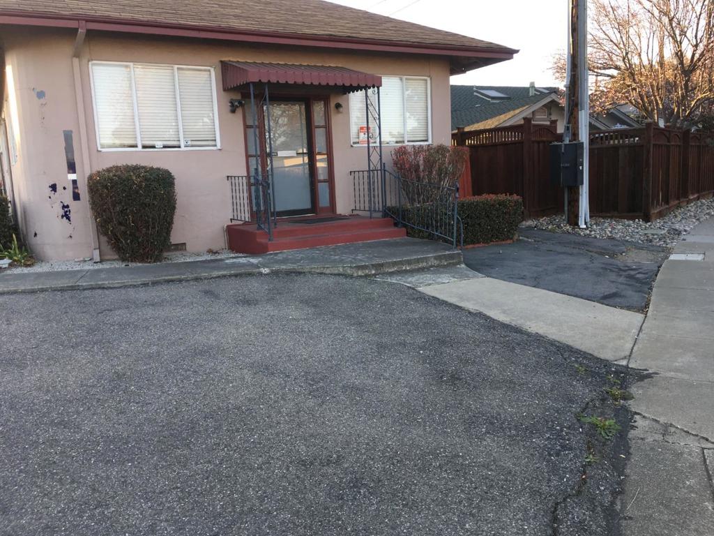 40 Woodhams Road