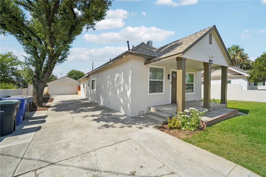 A Rare Find – Fully Renovated & Move-In Ready w/ Tons of parking! From the moment you arrive, this home makes an unforgettable impression. With fresh exterior paint, a brand-new roof, and vibrant landscaping, the curb appeal sets the stage for everything that awaits inside. Step through the door and discover a stunning all-new kitchen designed for modern living—complete with sleek quartz countertops, new cabinetry, and premium stainless steel appliances (including refrigerator, gas range, microwave, and dishwasher). Every detail has been thoughtfully upgraded: Luxury waterproof vinyl plank flooring throughout. Fresh interior paint, new baseboards, and elegant raised panel doors. Recessed lighting & stylish ceiling fans in the living room and bedrooms. Remodeled bathrooms featuring quartz vanities, modern fixtures, updated mirrors, lighting, and ventilation. Behind the scenes, you’ll find peace of mind with upgraded plumbing and electrical, brand-new insulation, a new water heater, and updated smoke/CO detectors. Outside, enjoy the perfect blend of privacy and versatility: a fully fenced yard with wrought-iron rolling gate, a spacious driveway that will accommodate large work trucks or several cars, a charming covered patio for entertaining, and a large side yard ideal for play or gardening. Best of all, this home is perfectly located—walking distance to the Tyler Galleria, schools, and a public park with summer pool, plus just minutes from the 91 freeway. This property truly has it all: modern upgrades, timeless charm, and an unbeatable location. Don’t miss the chance to make it yours! ***Garage will not be available to use***