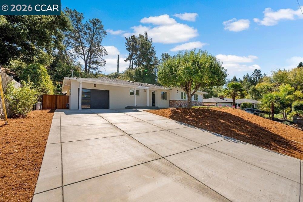 8 Ramona Dr DR, Orinda CA 94563