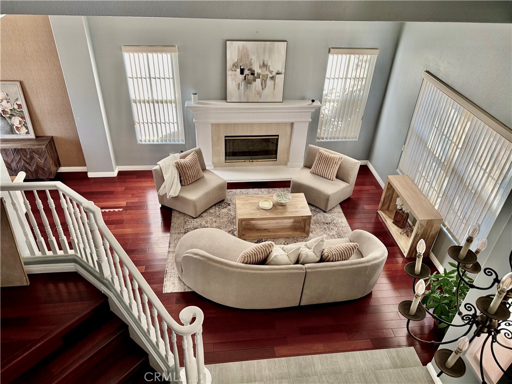 5928 Vista De La Luz