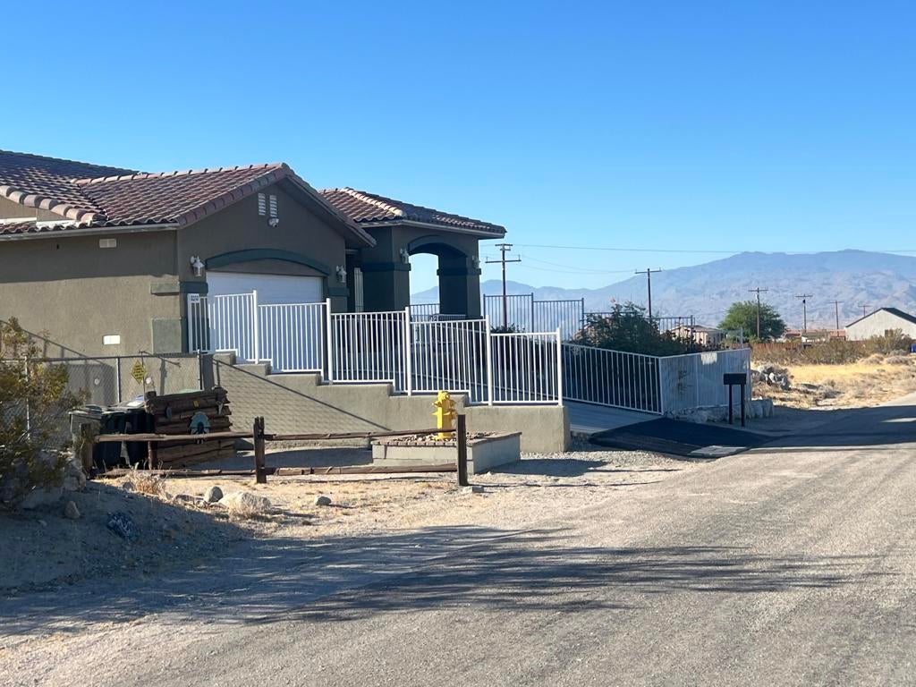 16439 1629 Mauna Loa Rd