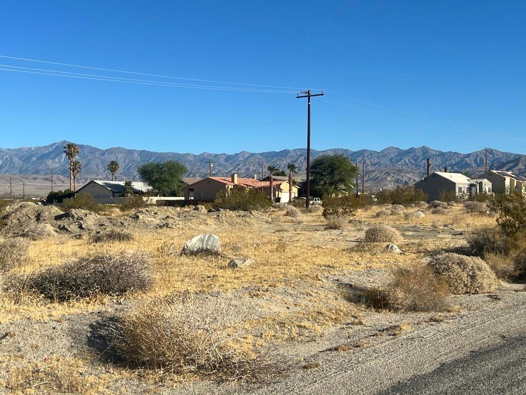 16439 1629 Mauna Loa Rd