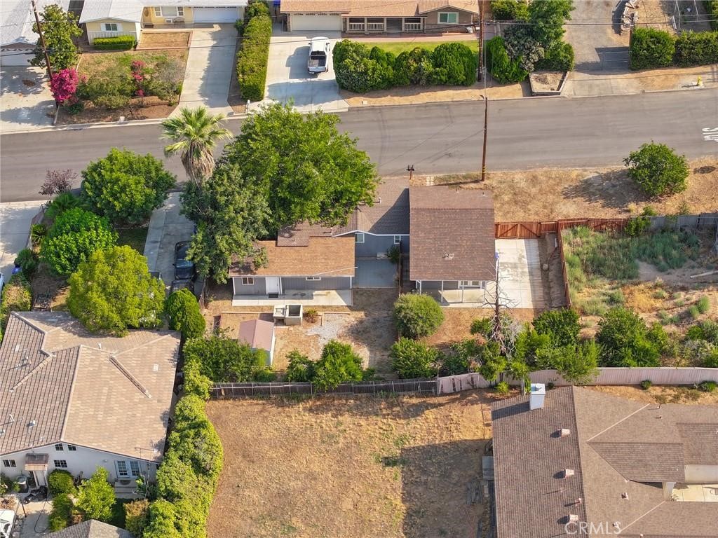 35483 Acacia Avenue