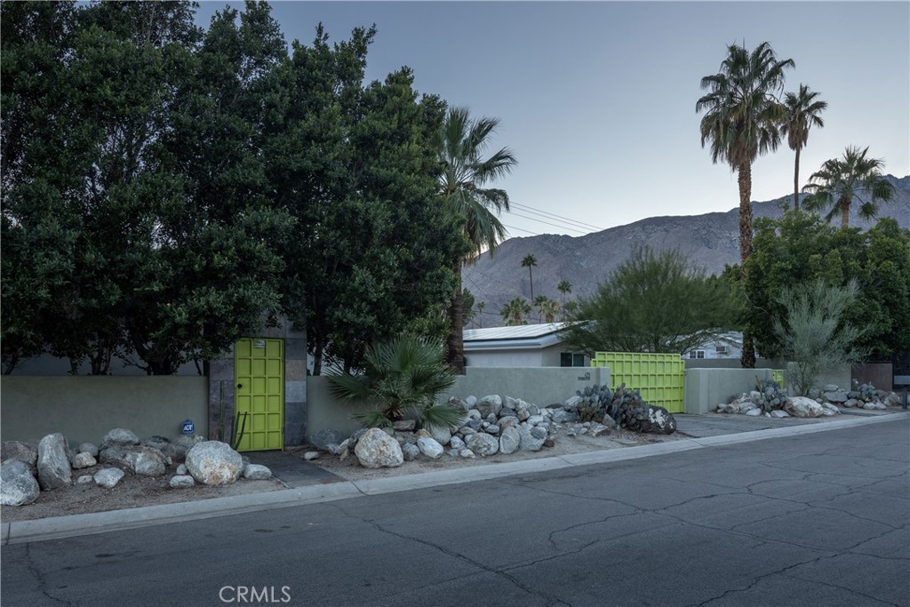 El Mirador - Residential