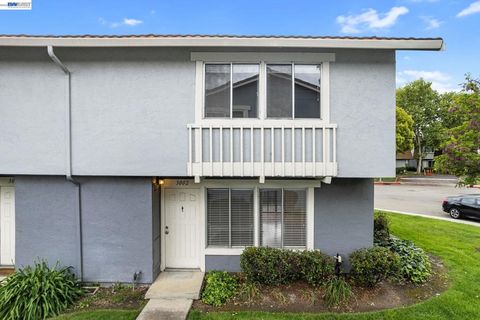 Photo of 3002 Tonopah Cir Cir, Pleasanton, CA 94588 (MLS # 41131258)