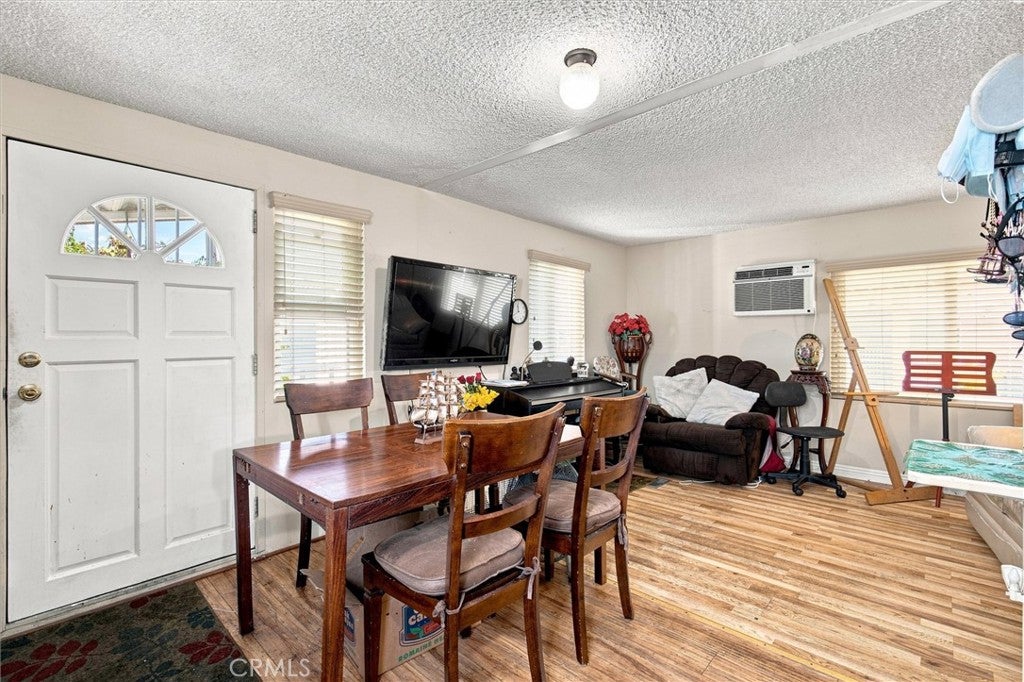 1850 W Orangethorpe Avenue W 44