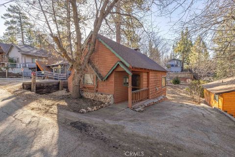 Photo of 40193 Dream Street, Big Bear Lake, CA 92315 (MLS # IG26031481)